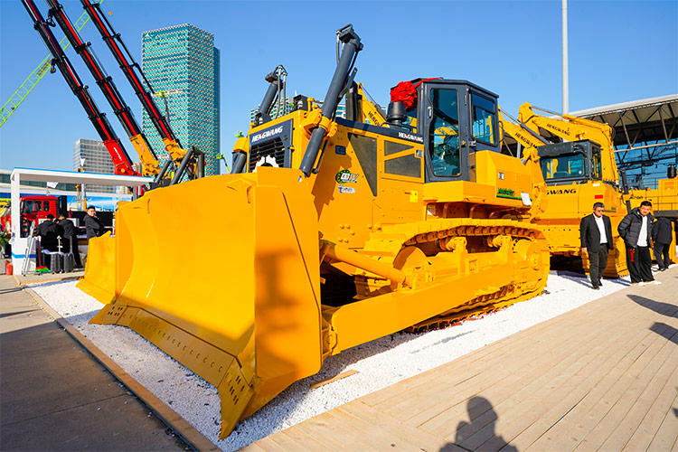 1740644360890046.jpg 06.jpg