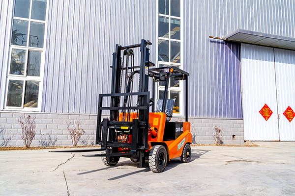 Title: Forklift Maintenance Guide: Boost Efficiency and Extend Lifespan
